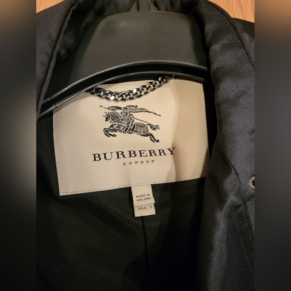 Burberry Black Trench Coat with Silver Accents - Picture 4 of 6